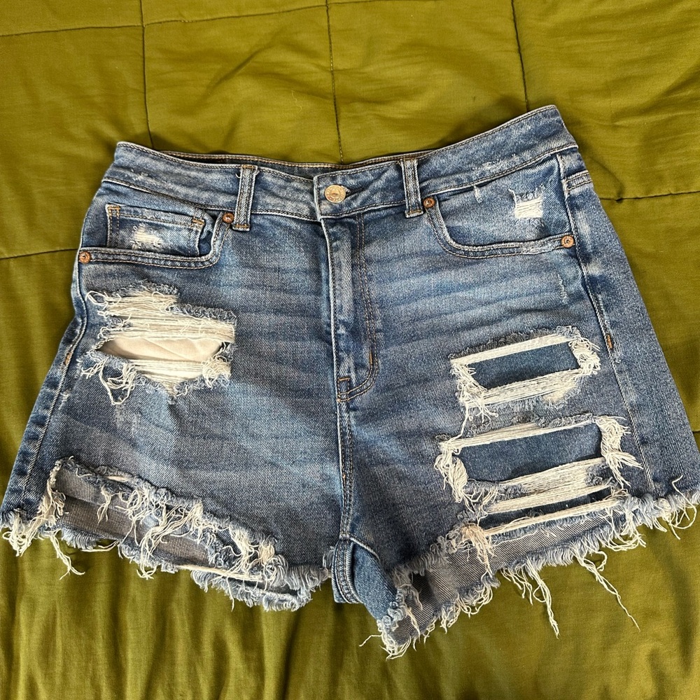 American Eagle mom shorts